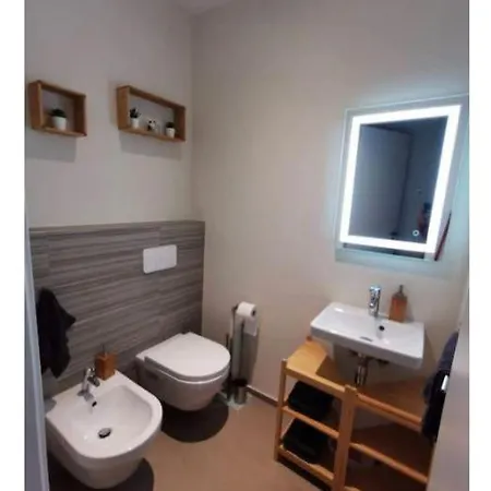 Appartamento Urban Comfort 1 Bedroom With Terrace And Parking